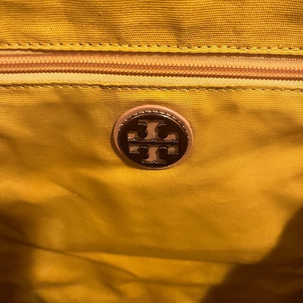 Tory Burch Navy and Ivory striped tote - good condition! - Picture 6 of 9